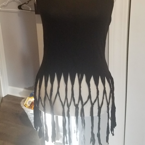 Top - Picture 2 of 3